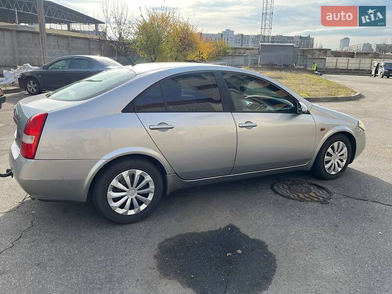 Nissan Primera (2003)