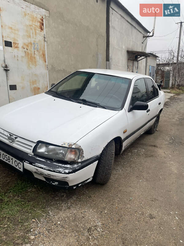 Nissan Primera (1992)
