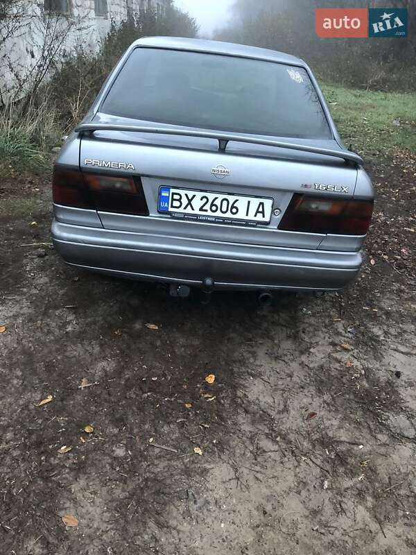 Nissan Primera (1992)