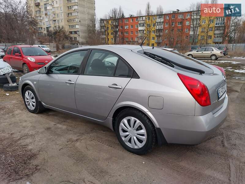 Nissan Primera (2004)