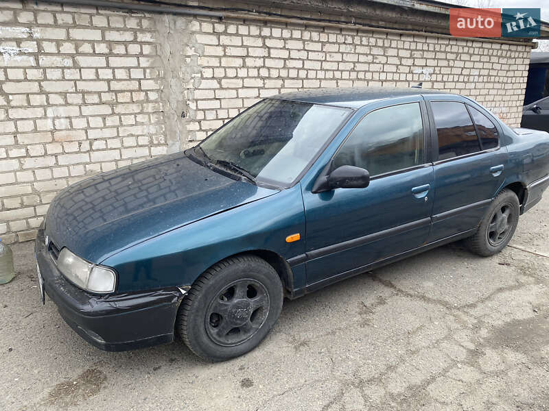 Nissan Primera (1996)
