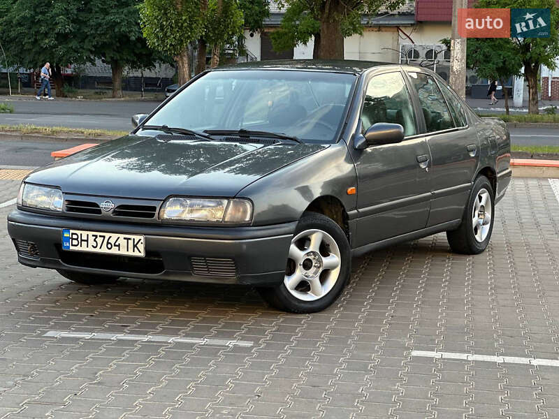 Nissan Primera (1990)