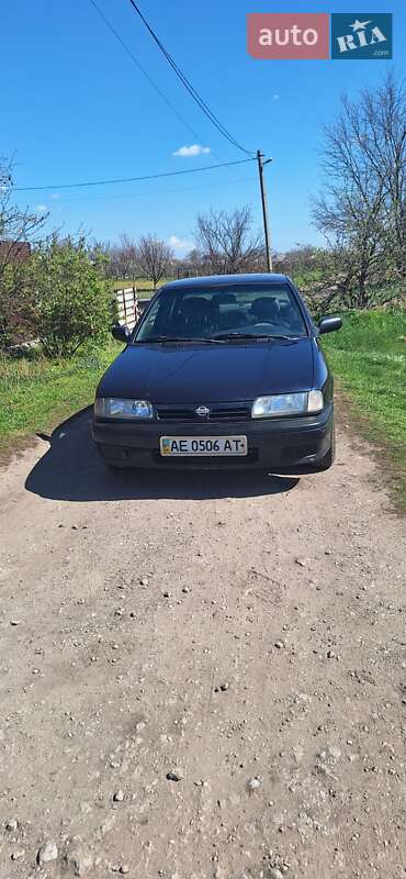 Nissan Primera (1993)