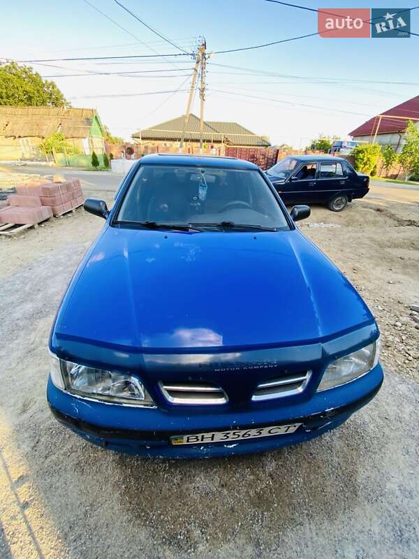 Nissan Primera (1996)