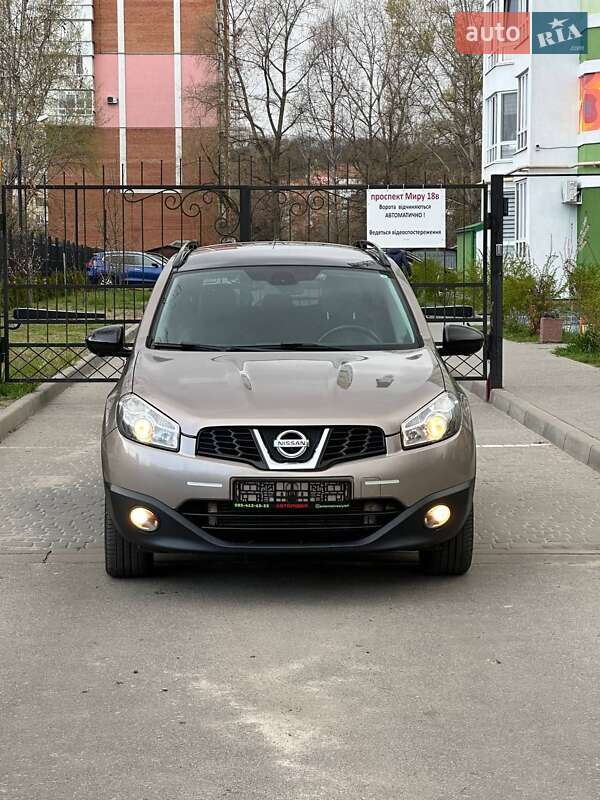 Nissan Qashqai+2 (2013)