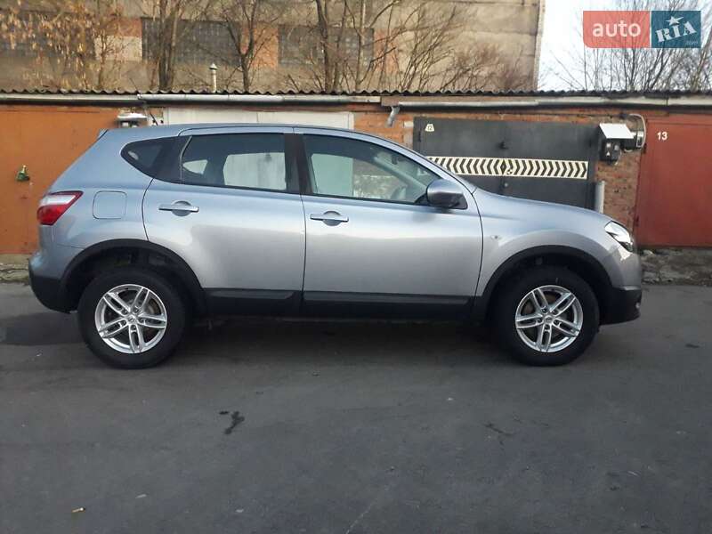 Nissan Qashqai (2012)