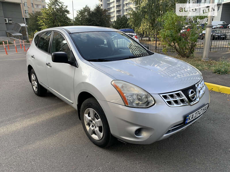 Nissan Rogue (2011)