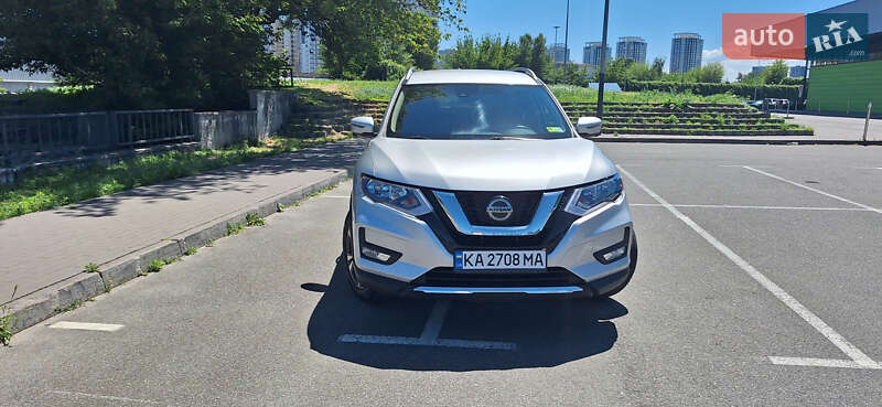 Nissan Rogue (2018)