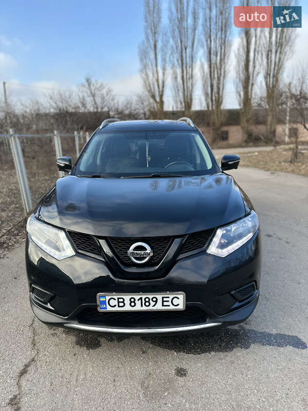 Nissan Rogue (2015)