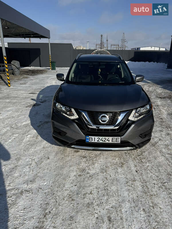 Nissan Rogue (2017)