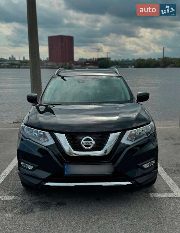 Nissan Rogue (2019)