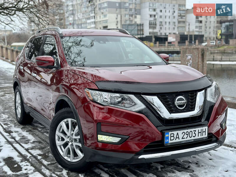 Nissan Rogue (2018)