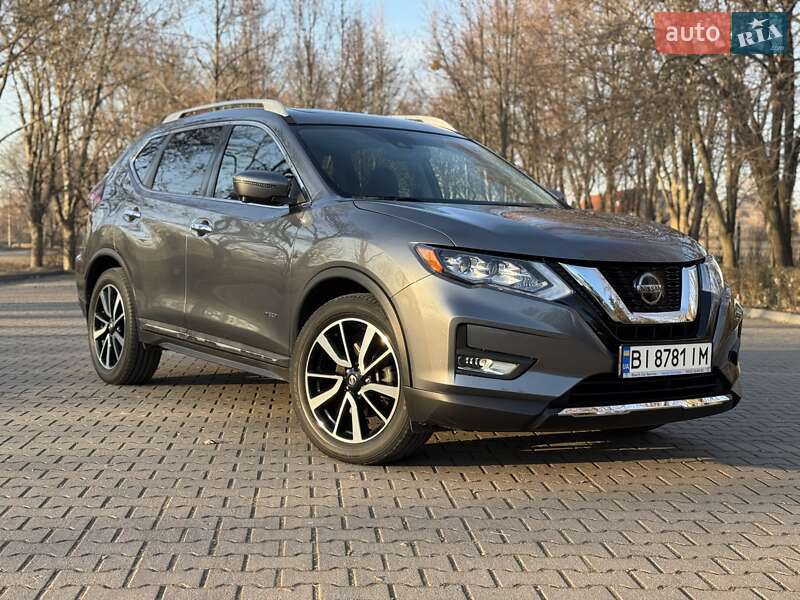 Nissan Rogue (2018)