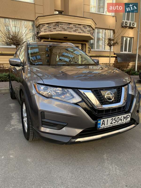 Nissan Rogue (2018)