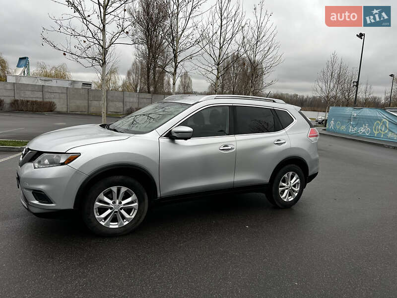 Nissan Rogue (2016)