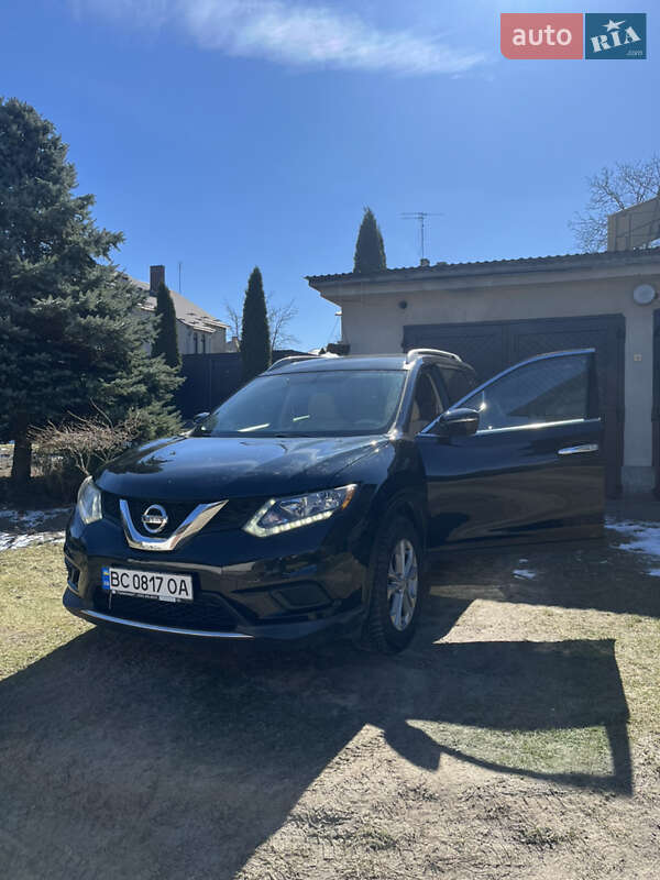Nissan Rogue (2015)