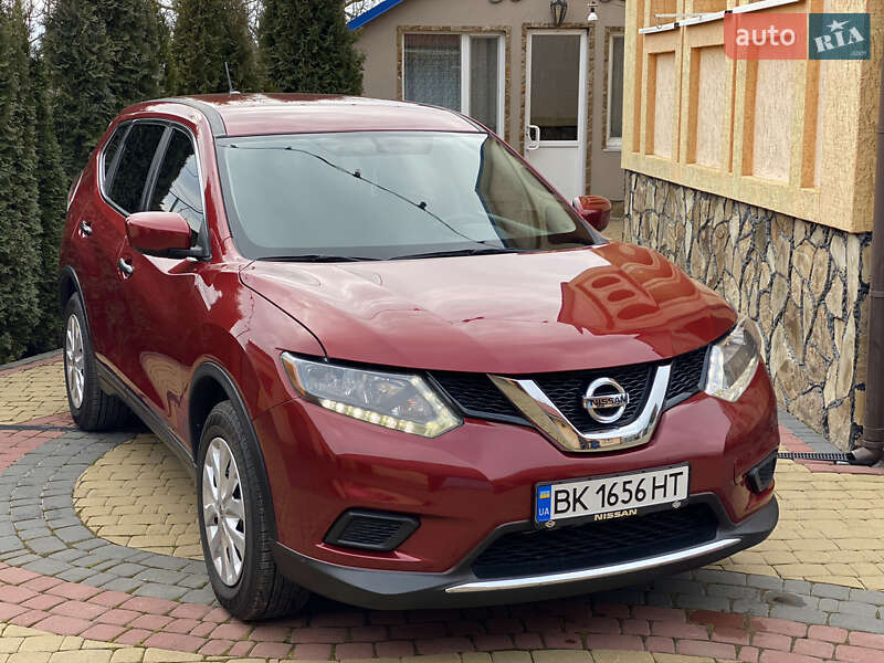 Nissan Rogue (2016)