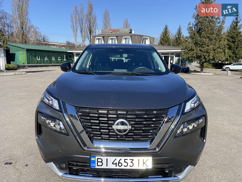 Nissan Rogue (2020)