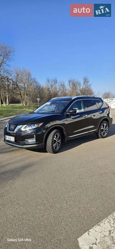 Nissan Rogue (2017)