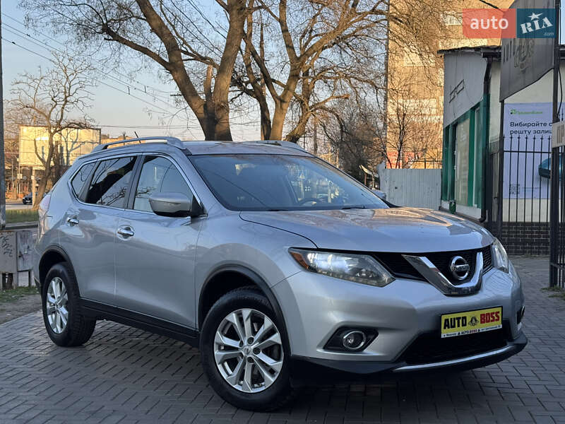 Nissan Rogue (2015)