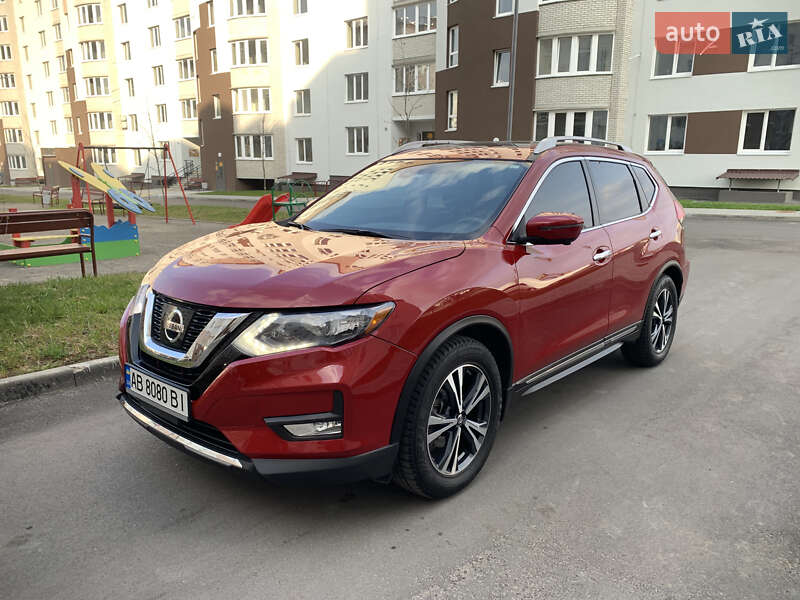 Nissan Rogue (2017)