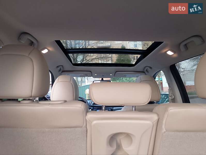 Nissan Rogue (2015)