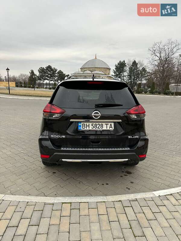 Nissan Rogue (2019)