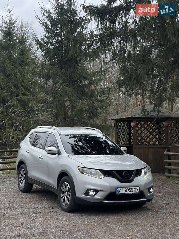 Nissan Rogue (2015)