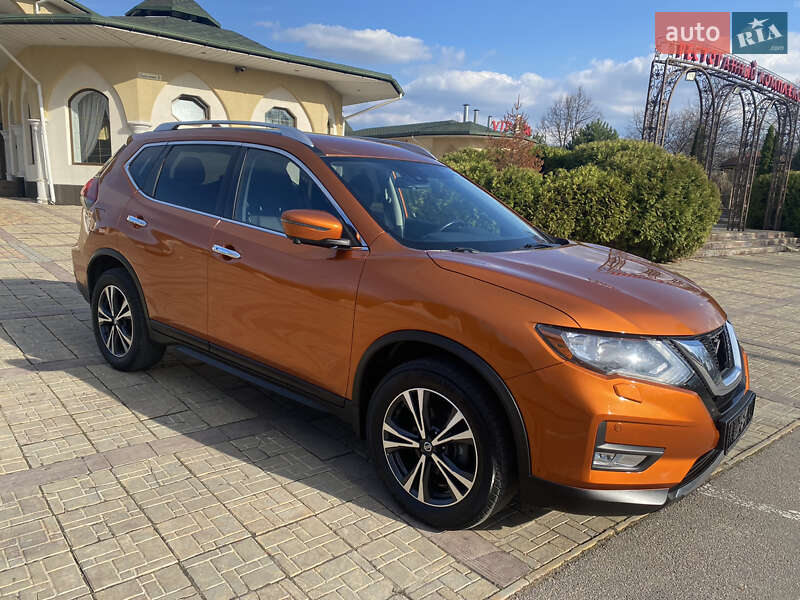 Nissan Rogue (2019)