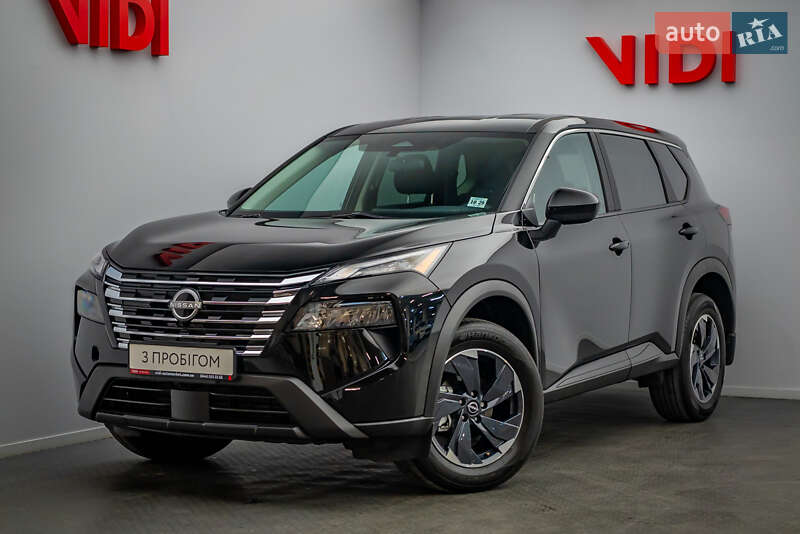 Nissan Rogue (2024)