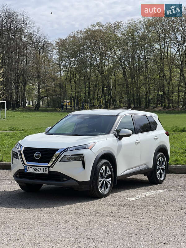 Nissan Rogue (2021)
