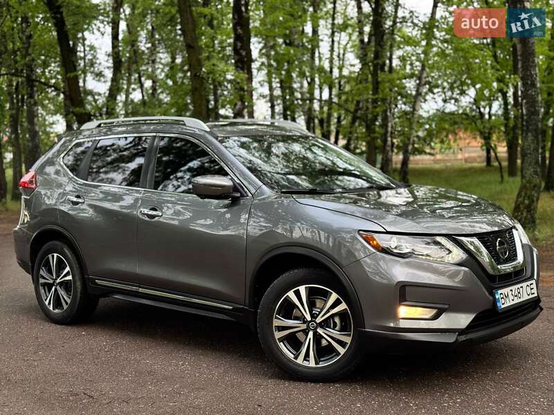 Nissan Rogue (2017)