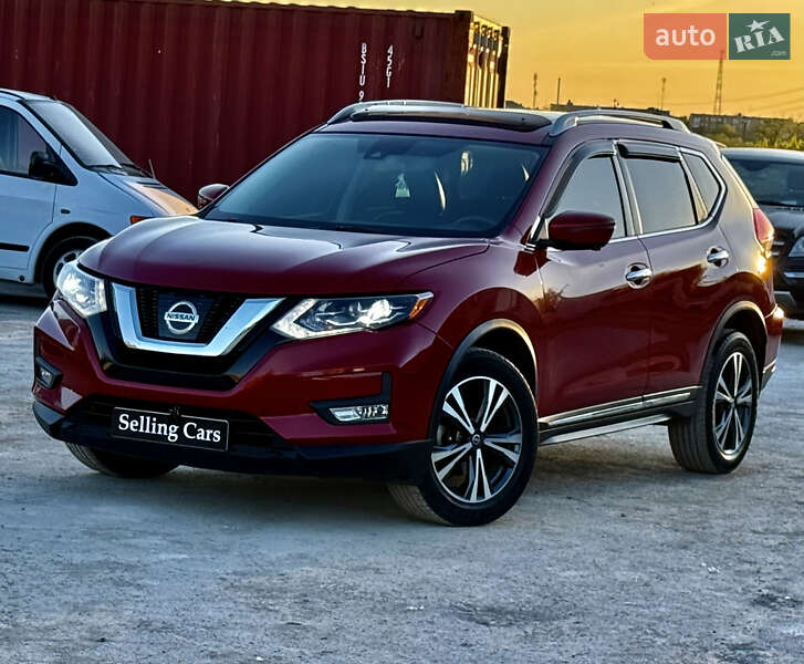 Nissan Rogue (2017)