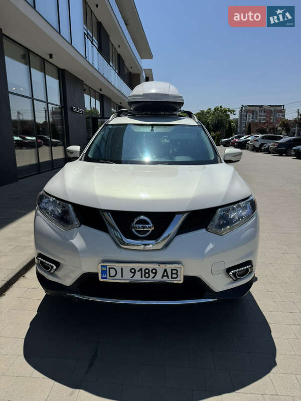 Nissan Rogue (2014)