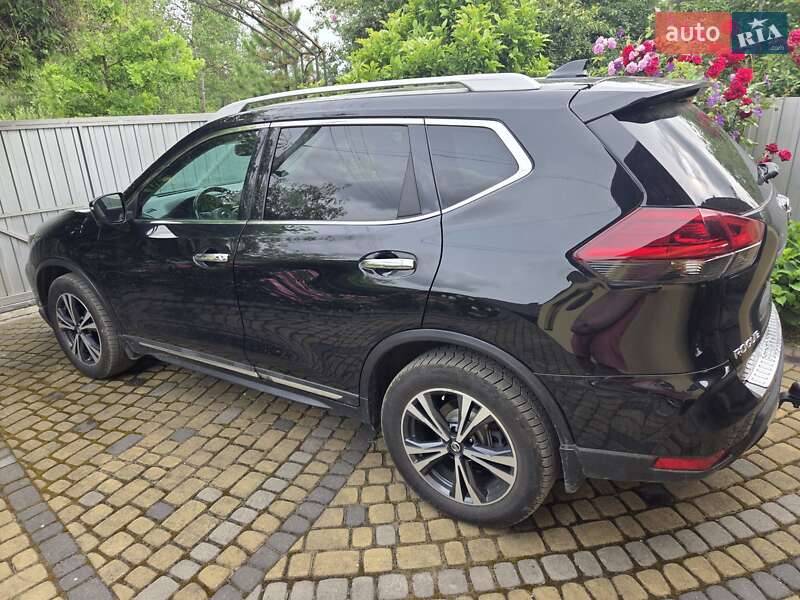 Nissan Rogue (2018)