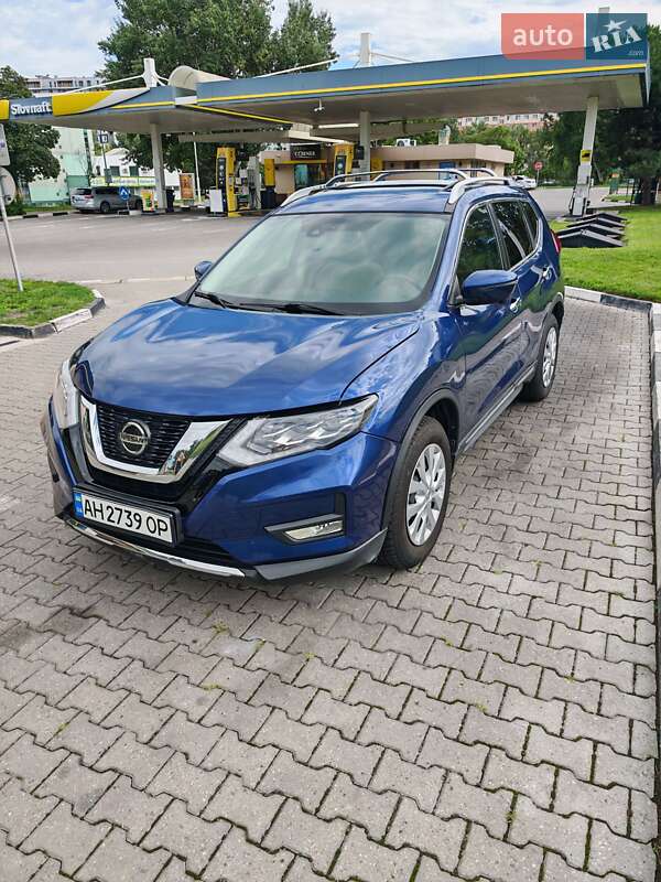 Nissan Rogue (2018)