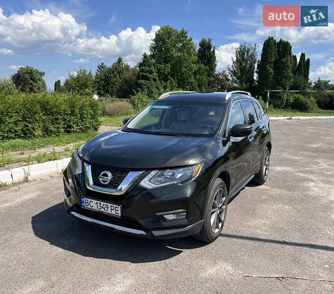 Nissan Rogue (2016)