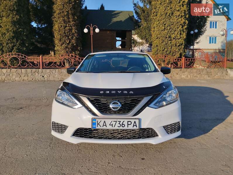Nissan Sentra (2018)