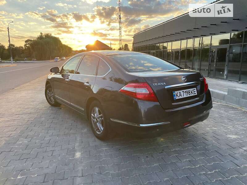 Nissan Teana (2008)