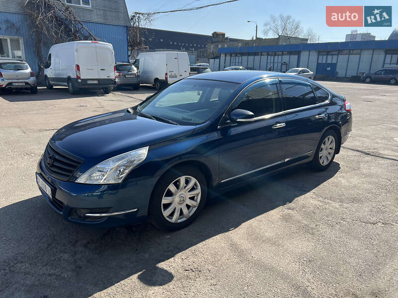 Nissan Teana (2008)