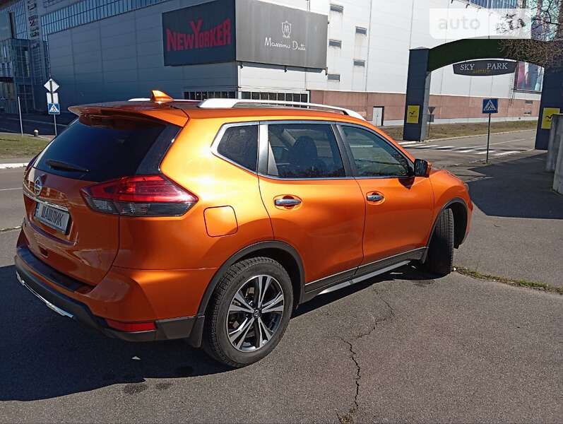 Nissan X-trail (2017)