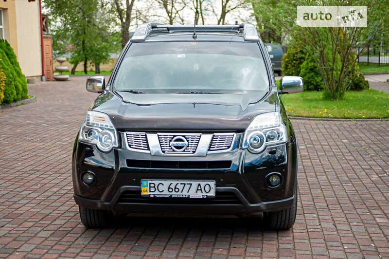 Nissan X-trail (2011)