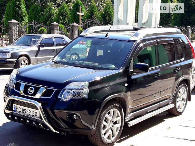 Nissan X-trail (2011)
