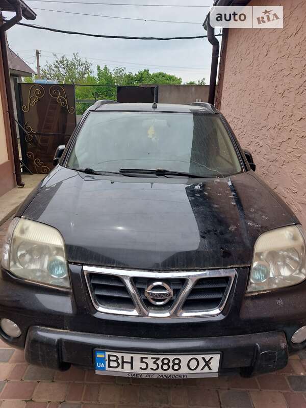 Nissan X-trail (2003)