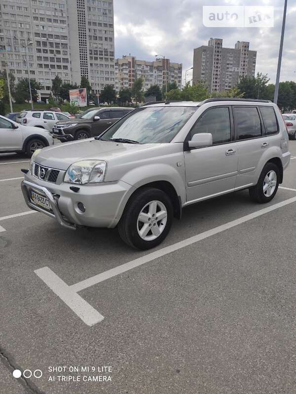 Nissan X-trail (2007)