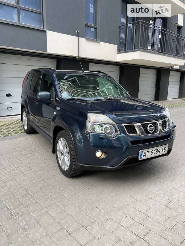 Nissan X-trail (2011)