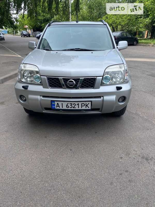 Nissan X-trail (2006)