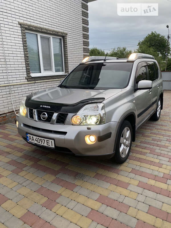Nissan X-trail (2008)