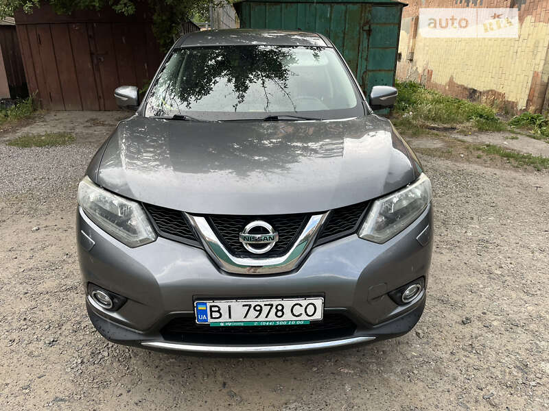 Nissan X-trail (2016)