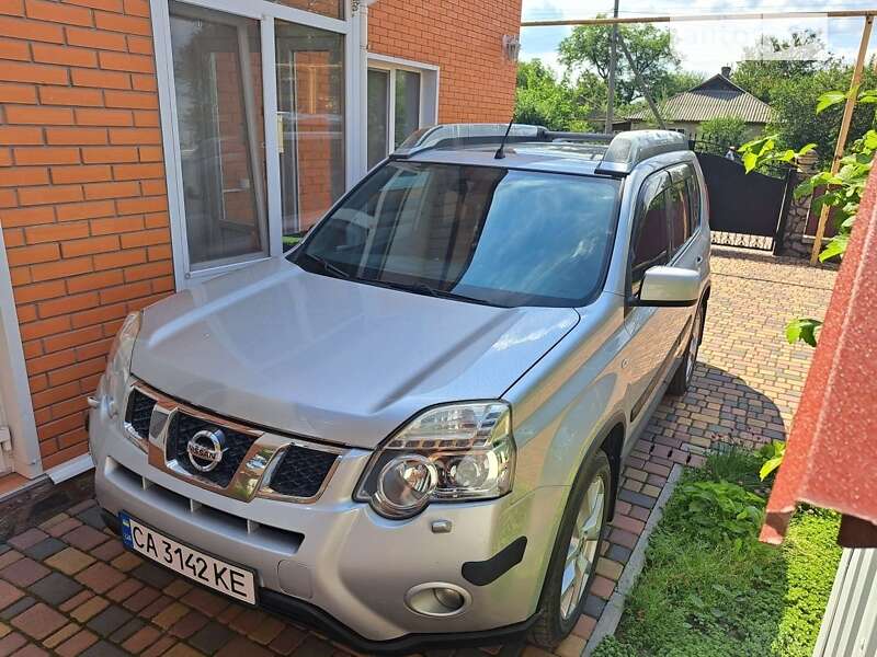 Nissan X-trail (2011)